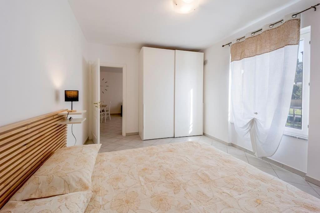 Ferienwohnung Fronte Mare-Piscina- Pista Ciclabile Imperia Exterior foto